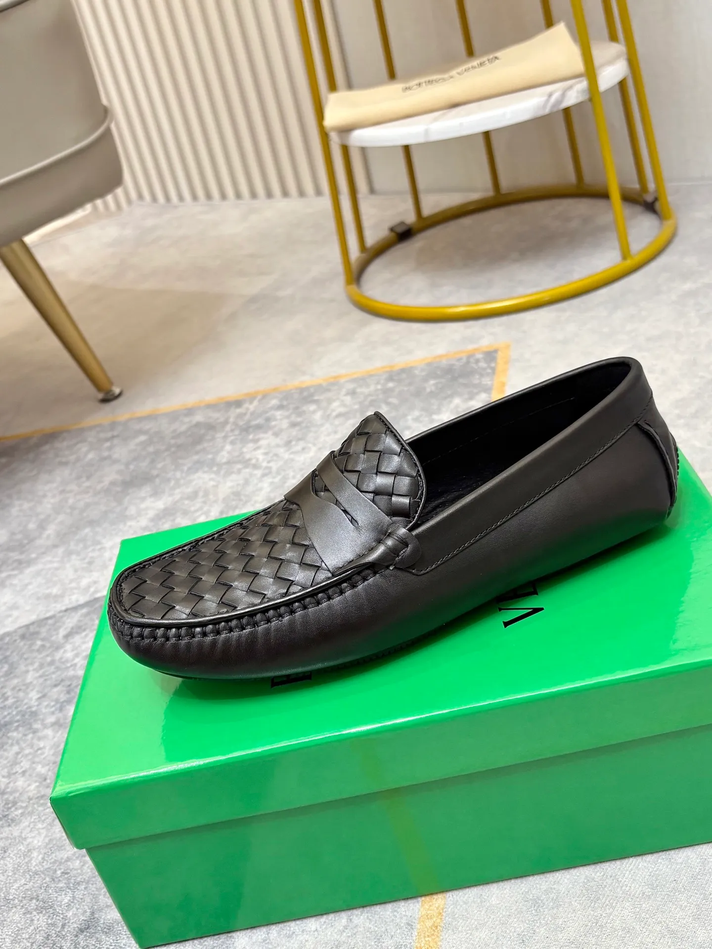 P420💰 (Niu Li + Niu Pad) [BV] The latest hot style‼ ️Casual men's shoes, uppers imported first-layer cowhide ➕Full imported cowhide lining✔️Exquisite workmanship, excellent foot feel, special rubber soles✔️, cool and fashionable, the latest fashion, fashionable outsole, hurry up.  Code number: 38-44 (can be customized to 37.45, non-refundable)